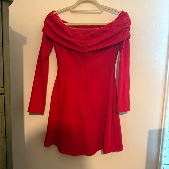 Off-Shoulder Red Mini Dress - Picture 4 of 5